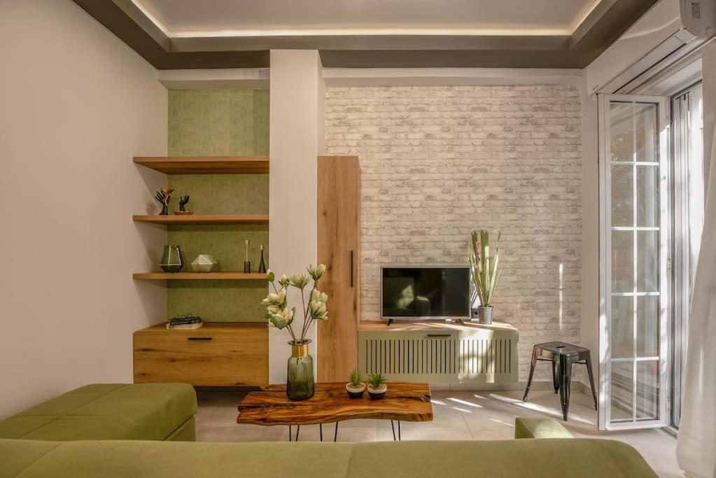 Yro Apartment Chrissi Akti Chania Exterior foto