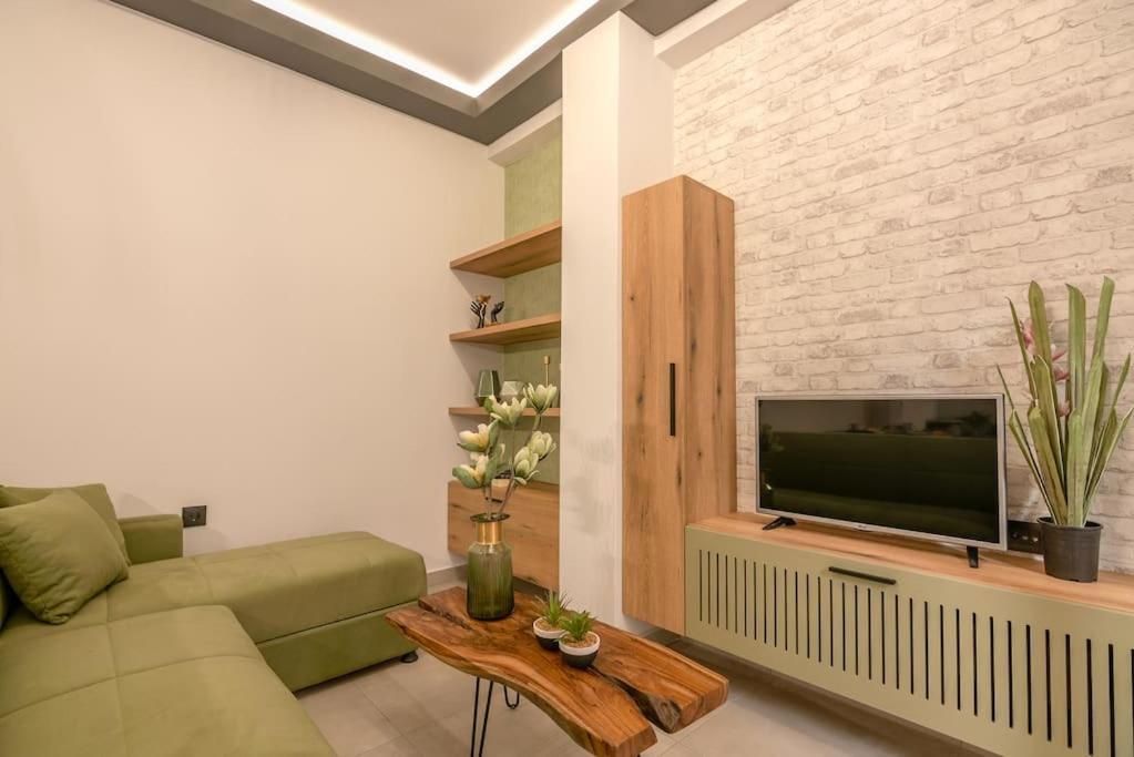 Yro Apartment Chrissi Akti Chania Exterior foto
